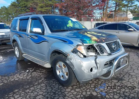 2010 Nissan Pathfinder S z USA, uszkodzony, nr VIN 5N1AR1NB3AC629550